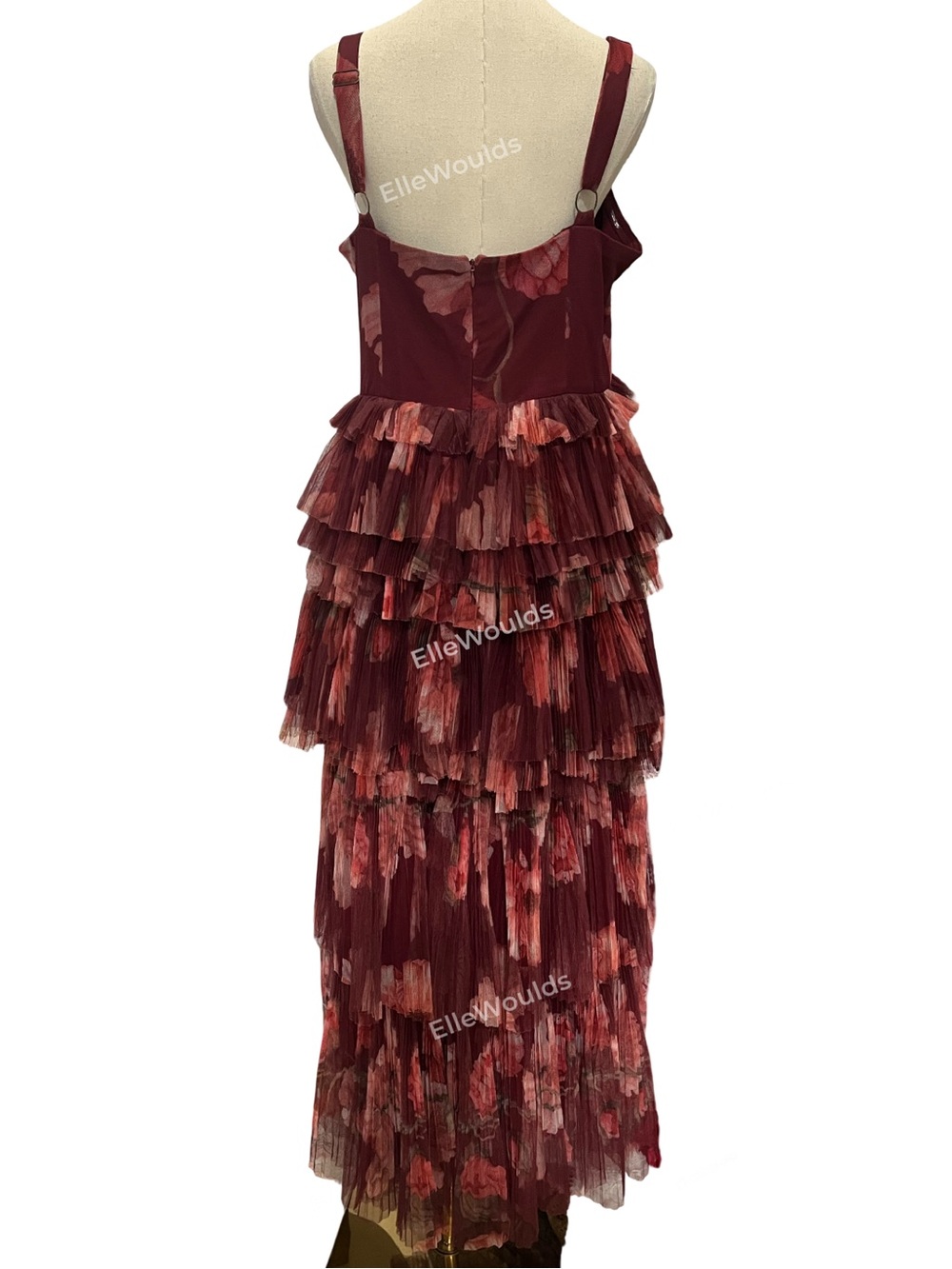 Hutch Nalina Dress Burgundy
Tiered Floral Maxi Dress Size 12 $394 - Picture 4 of 11